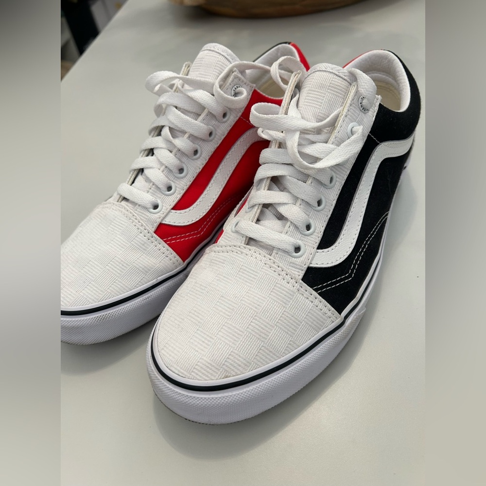 Vans Men's Black, White, and Red Sneakers